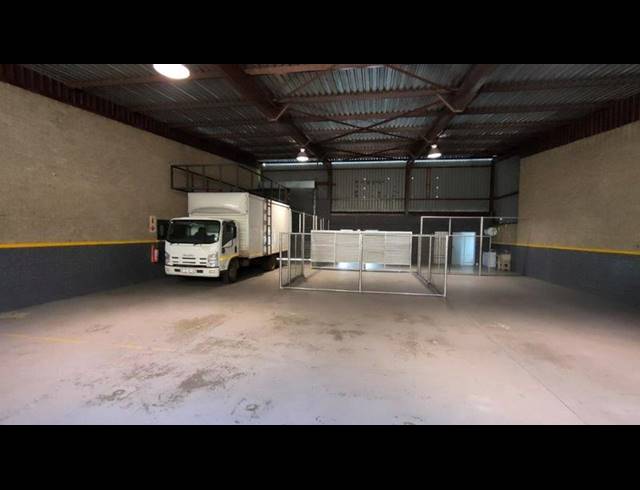 INDUSTRIAL PROPERTY TO RENT IN HALFWAY HOUSE